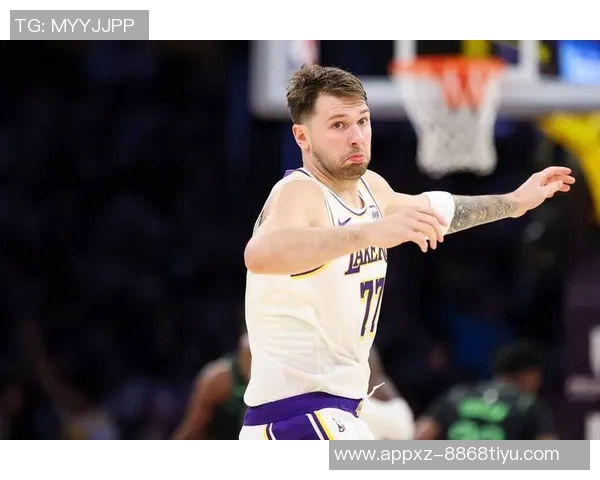 28支球队齐聚赛季首战东契奇马克西文班华子联手轰下四个40分以上