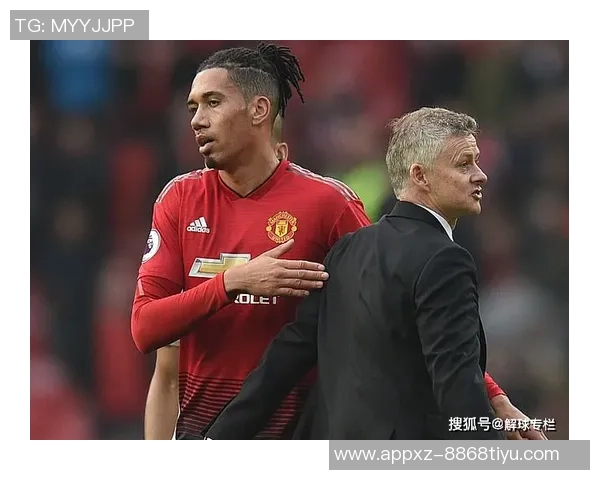 特伦特上篮受伤左小腿被搀扶回更衣室球迷心痛不已